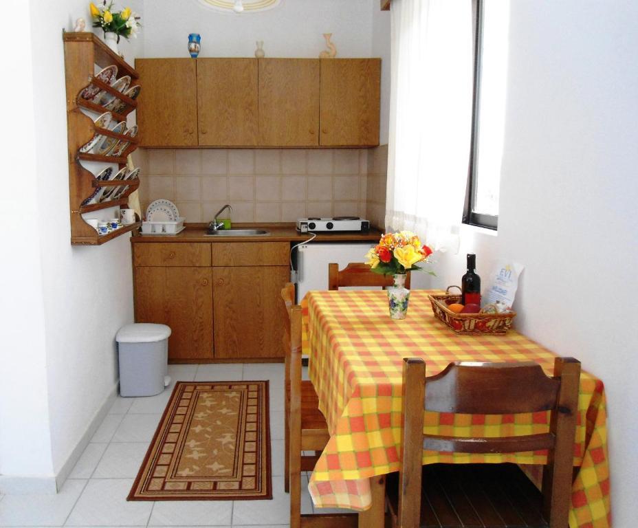 Evi Apartments And Studios Theológos Cameră foto