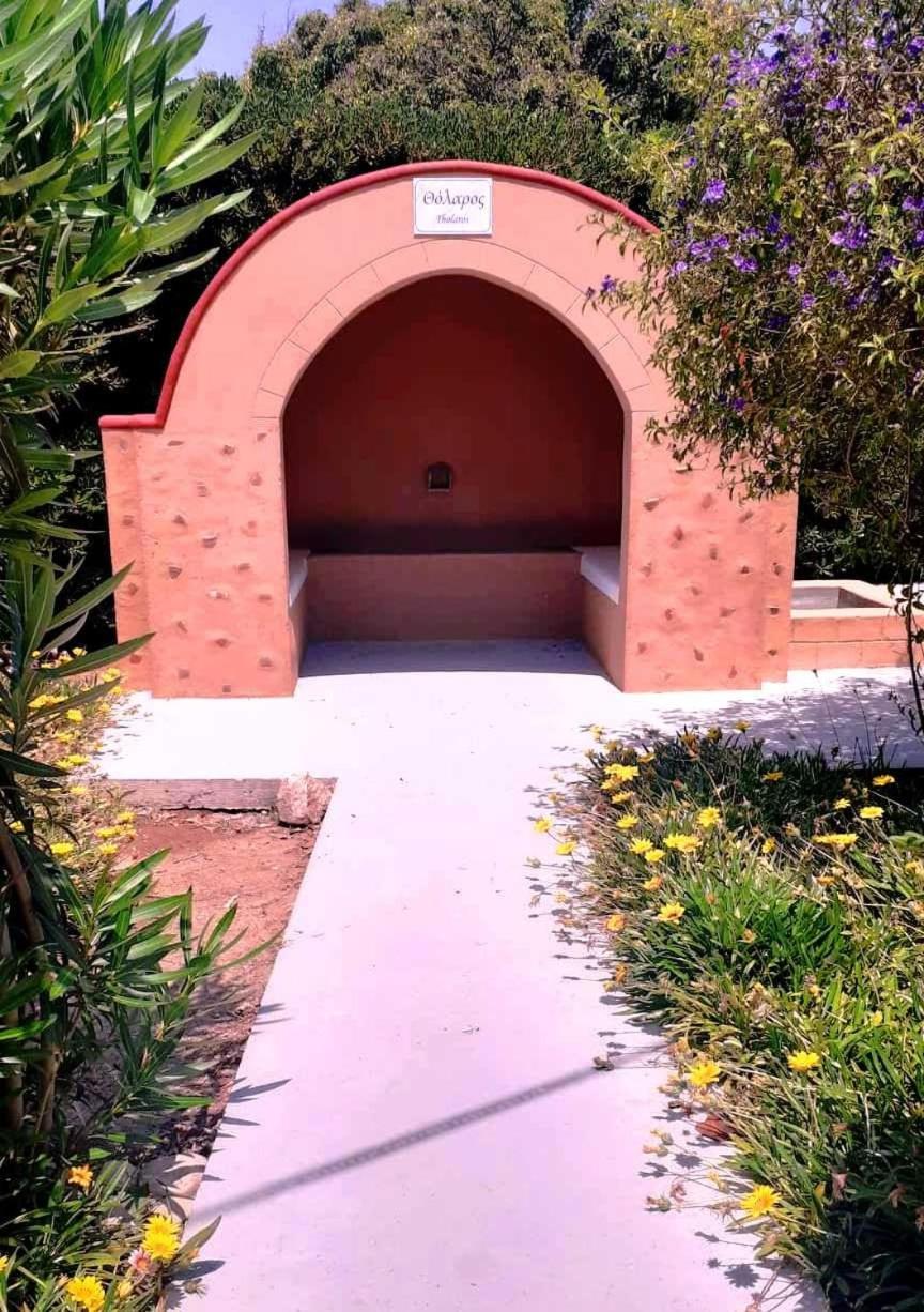 Evi Apartments And Studios Theológos Exterior foto