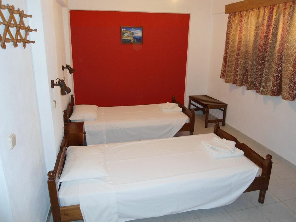 Evi Apartments And Studios Theológos Cameră foto