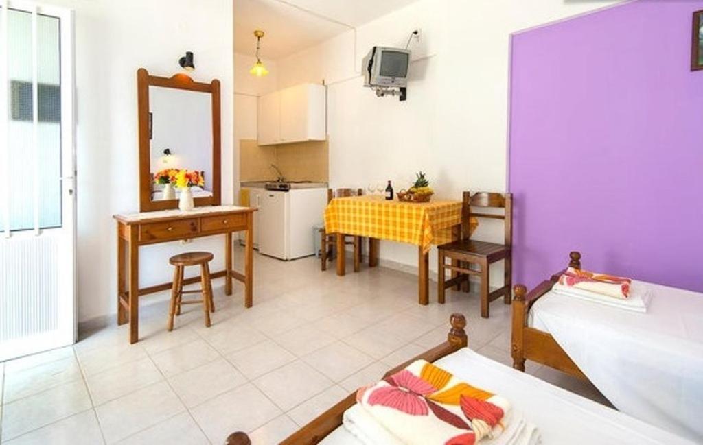 Evi Apartments And Studios Theológos Cameră foto