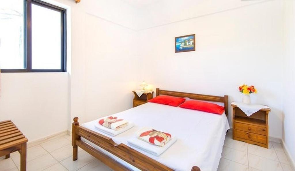 Evi Apartments And Studios Theológos Cameră foto